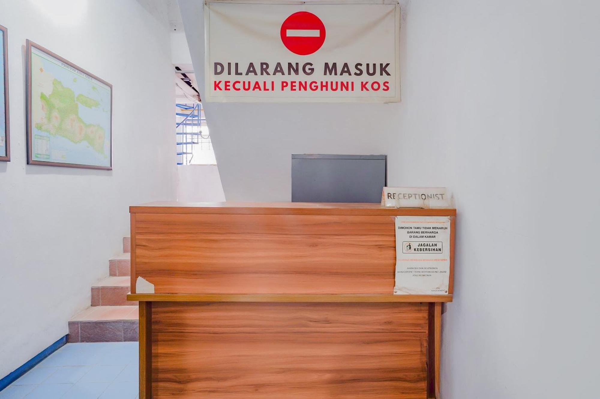 Spot On 90110 A1 Pakis Argosari Hotel Surabaya Luaran gambar